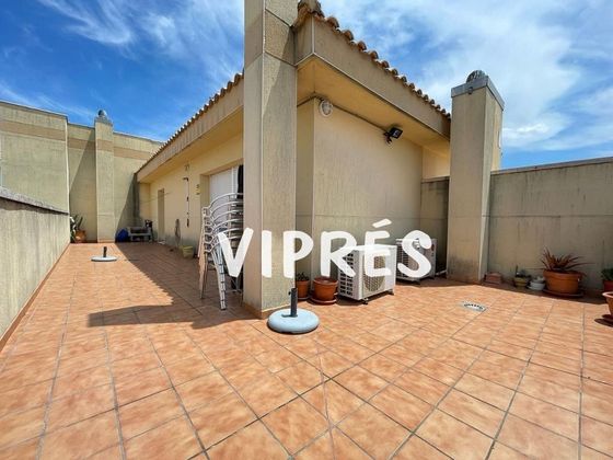 Foto 1 de Piso en venta en Centro - Cáceres de 4 habitaciones con terraza y piscina