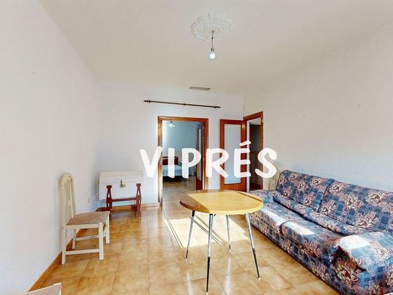 Foto 2 de Pis en venda a Casar de Cáceres de 8 habitacions amb terrassa i balcó