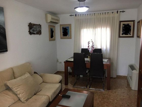 Foto 1 de Casa en venda a Huétor Tájar de 3 habitacions amb terrassa i garatge