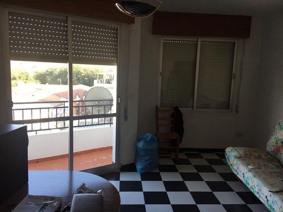 Foto 2 de Pis en venda a Huétor Tájar de 3 habitacions amb terrassa i balcó