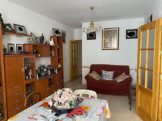 Foto 2 de Pis en venda a Huétor Tájar de 3 habitacions amb terrassa i garatge