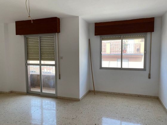 Foto 1 de Venta de piso en Huétor Tájar de 3 habitaciones con terraza