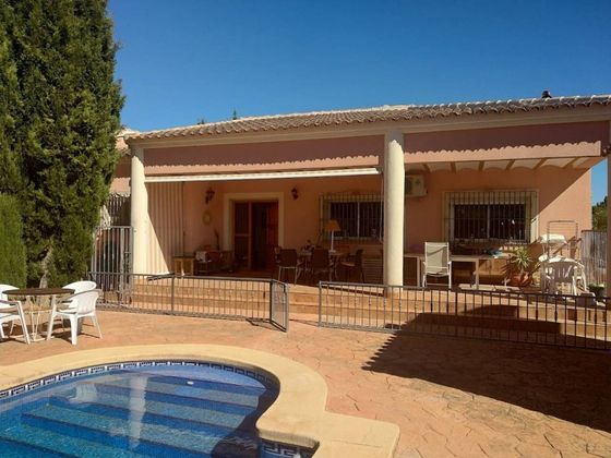 Foto 1 de Xalet en venda a Cehegín de 3 habitacions amb terrassa i piscina