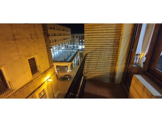 Foto 2 de Piso en venta en Caravaca de la Cruz de 4 habitaciones con balcón