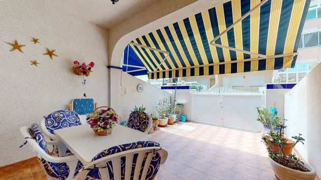 Foto 2 de Dúplex en venta en Los Nietos de 2 habitaciones con jardín y balcón