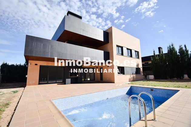 Foto 1 de Xalet en venda a calle Botxí de 7 habitacions amb terrassa i piscina