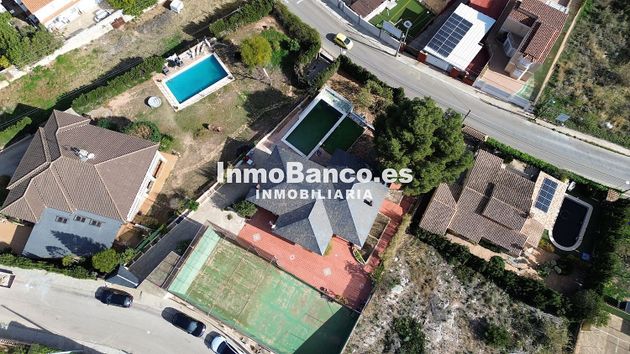 Foto 1 de Xalet en venda a Sierra Perenchiza - Cumbres de Calicanto - Santo Domingo de 6 habitacions amb terrassa i piscina