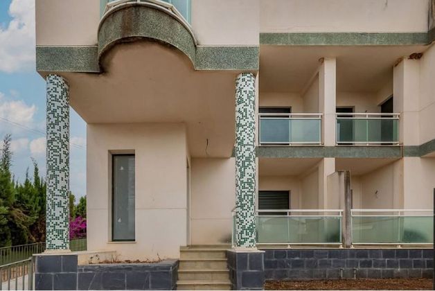Foto 1 de Casa en venda a calle Picos de Europa de 3 habitacions amb terrassa i piscina