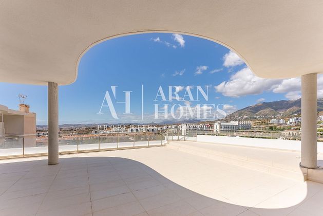 Foto 2 de Àtic en venda a Zona el Higuerón de 3 habitacions amb terrassa i piscina