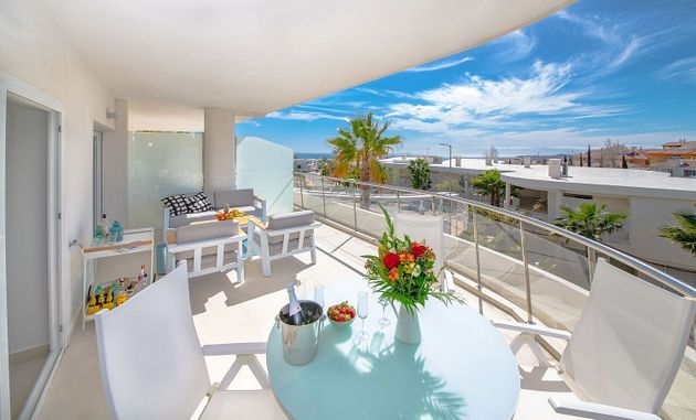 Foto 2 de Pis en venda a Zona el Higuerón de 2 habitacions amb terrassa i piscina