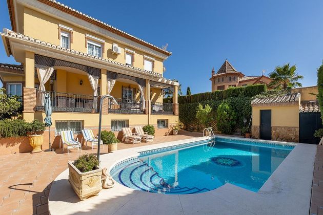 Foto 2 de Casa en venda a Gójar de 5 habitacions amb terrassa i piscina