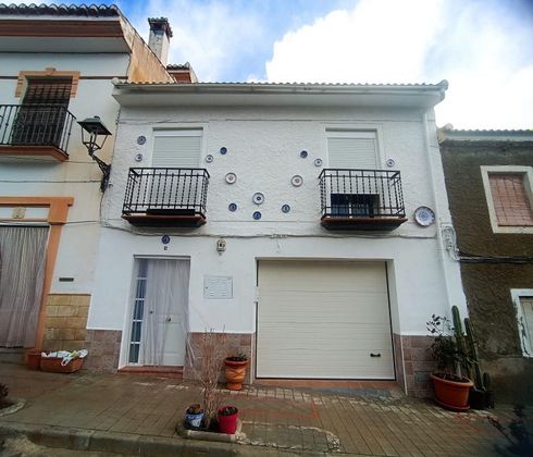 Foto 2 de Venta de casa en Arenas del Rey de 4 habitaciones con terraza y balcón