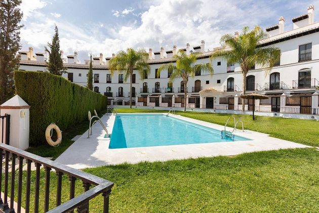 Foto 2 de Dúplex en venta en Vélez de Benaudalla de 2 habitaciones con terraza y piscina