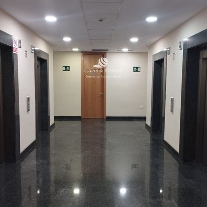 Foto 2 de Oficina en alquiler en San Jerónimo - La Bachillera con garaje y ascensor