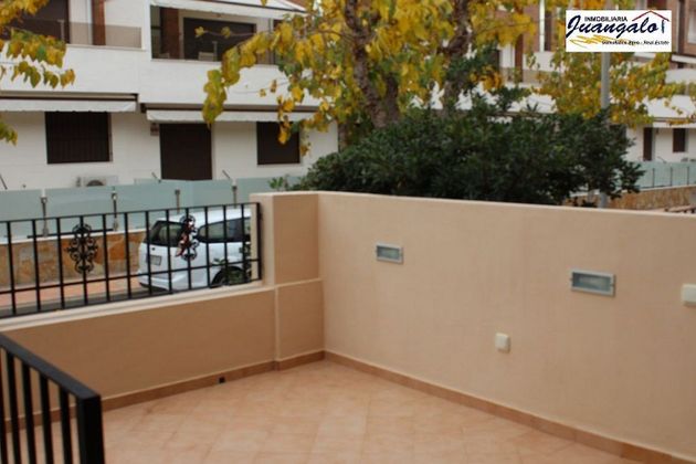Foto 2 de Dúplex en venta en Los Narejos de 4 habitaciones con terraza y garaje