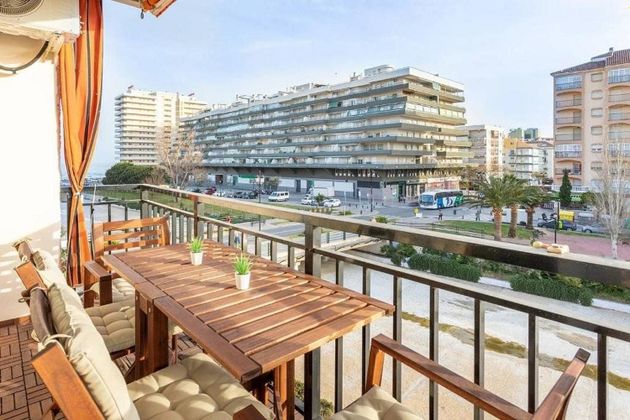 Foto 1 de Venta de piso en Playa de los Boliches de 2 habitaciones con terraza y balcón