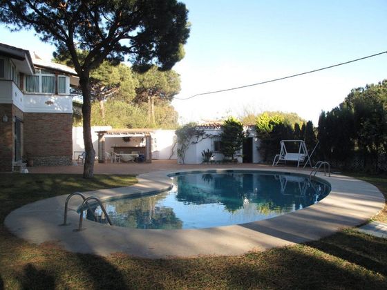 Foto 2 de Venta de casa rural en Cabo Pino - Reserva de Marbella de 8 habitaciones con terraza y piscina