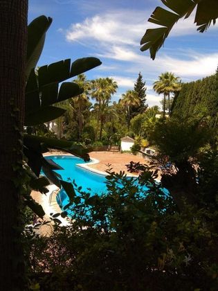 Foto 2 de Venta de piso en Cabo Pino - Reserva de Marbella de 1 habitación con terraza y piscina