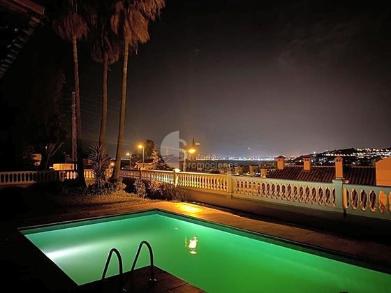 Foto 2 de Xalet en venda a El Candado - El Palo de 5 habitacions amb terrassa i piscina