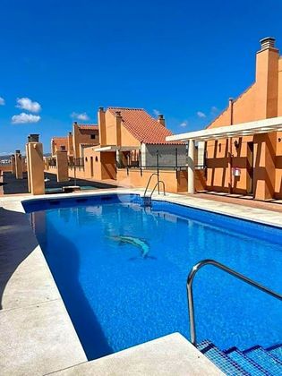 Foto 2 de Piso en venta en Puerta Blanca de 3 habitaciones con terraza y piscina