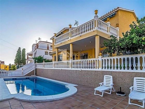 Foto 1 de Xalet en venda a La Cala del Moral de 6 habitacions amb terrassa i piscina