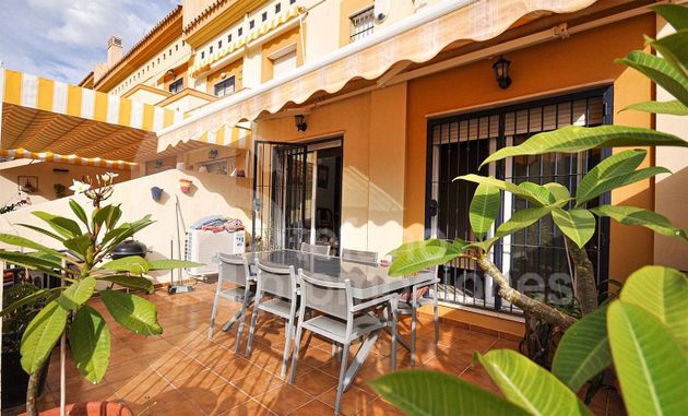 Foto 2 de Casa en venda a Cerrado Calderón - El Morlaco de 6 habitacions amb terrassa i piscina