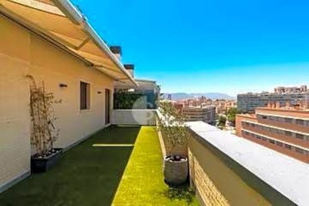 Foto 1 de Venta de ático en Perchel Sur - Plaza de Toros Vieja de 3 habitaciones con terraza y piscina