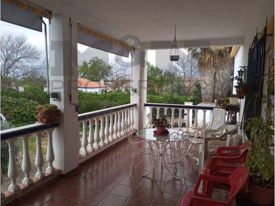 Foto 1 de Casa en venta en Almendralejo de 4 habitaciones con terraza y garaje