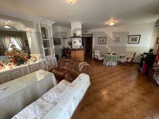 Foto 2 de Piso en venta en Almendralejo de 3 habitaciones con balcón y aire acondicionado