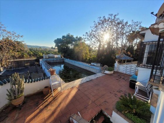 Foto 2 de Xalet en venda a Benicull de Xuquer de 4 habitacions amb terrassa i piscina