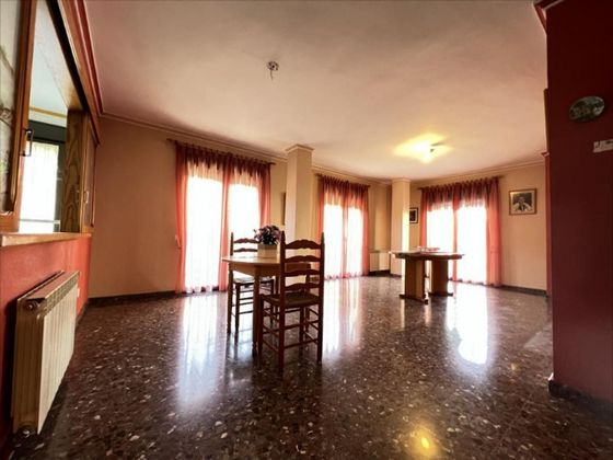 Foto 1 de Chalet en venta en Alberic de 5 habitaciones con terraza y garaje