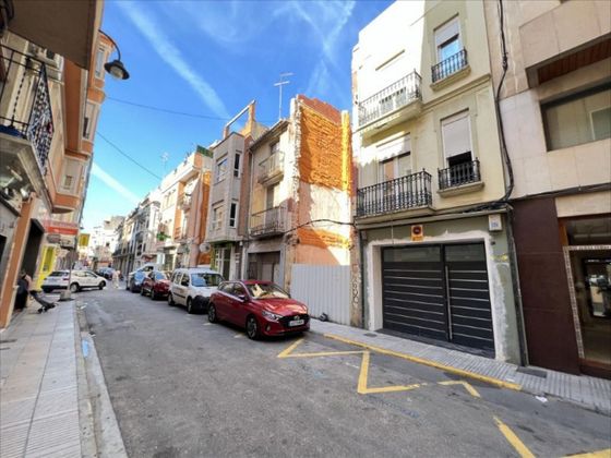 Foto 1 de Casa en venda a Ayuntamiento - Centro de 4 habitacions amb terrassa i garatge