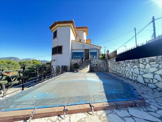 Foto 1 de Xalet en venda a Zona Urbanizaciones de 4 habitacions amb terrassa i piscina