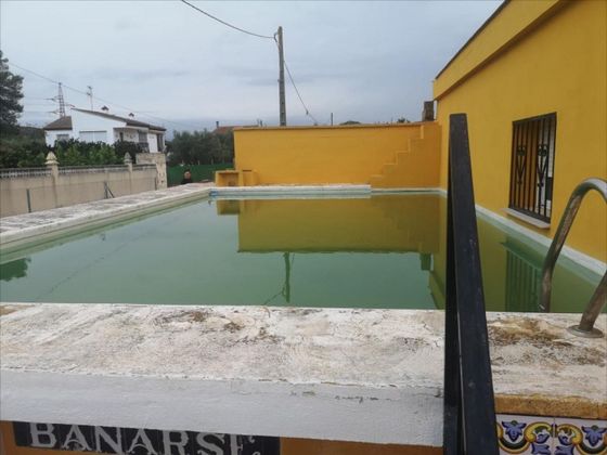 Foto 1 de Chalet en venta en Guadassuar de 3 habitaciones con piscina