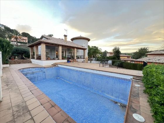 Foto 2 de Xalet en venda a La Barraca d' Aigües Vives de 5 habitacions amb terrassa i piscina