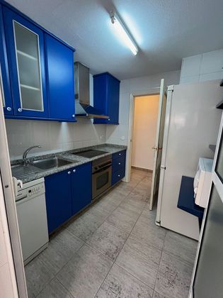 Foto 1 de Dúplex en lloguer a Centro - Murcia de 3 habitacions amb mobles i balcó