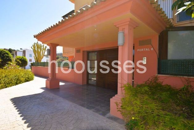 Foto 2 de Pis en lloguer a El Candado - El Palo de 4 habitacions amb terrassa i piscina