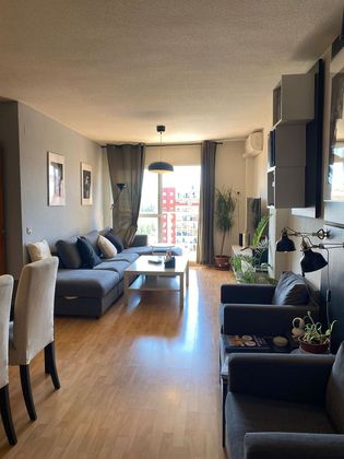 Foto 1 de Alquiler de piso en Montequinto de 4 habitaciones con terraza y piscina