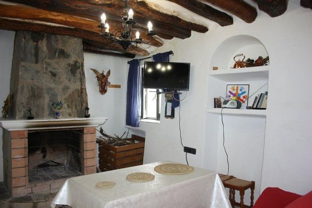Foto 1 de Xalet en venda a Cádiar de 3 habitacions amb terrassa
