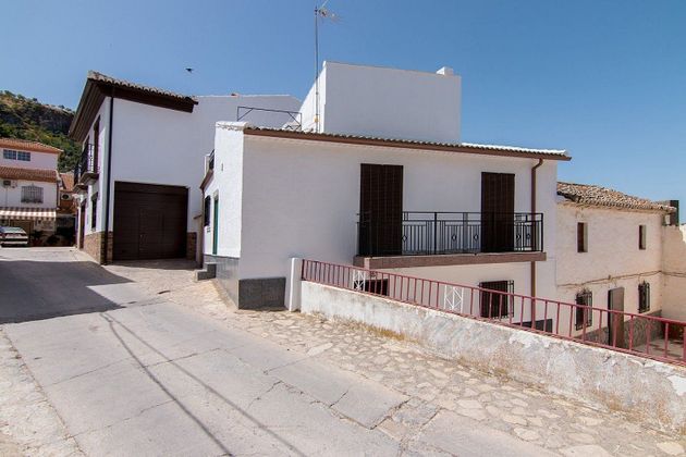 Foto 2 de Venta de chalet en Píñar de 3 habitaciones con terraza