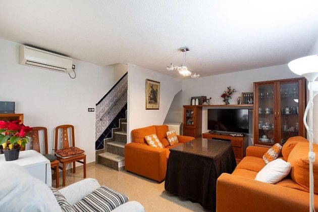 Foto 2 de Casa en venda a Otívar de 3 habitacions amb terrassa i balcó
