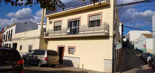 Foto 1 de Casa en venta en Burguillos de 5 habitaciones con terraza y balcón