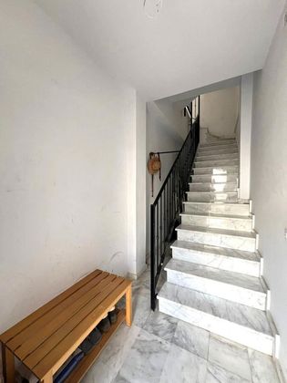 Foto 2 de Venta de piso en Guillena de 3 habitaciones con terraza y balcón