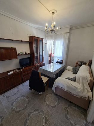 Foto 1 de Alquiler de piso en El Plantinar - Felipe II - Tiro de Línea de 3 habitaciones con muebles y aire acondicionado