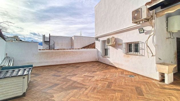 Foto 2 de Casa en venta en Alhaurín el Grande de 5 habitaciones con terraza y aire acondicionado