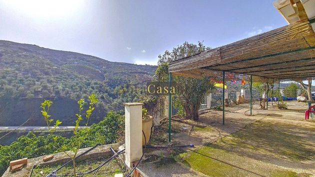 Foto 2 de Casa rural en venda a Canillas de Albaida de 1 habitació amb terrassa i garatge