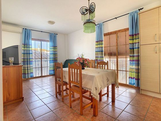 Foto 2 de Piso en venta en Canillas de Aceituno de 2 habitaciones con terraza y piscina
