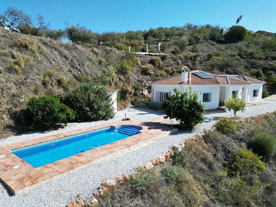 Foto 2 de Xalet en venda a Arenas de 4 habitacions amb terrassa i piscina