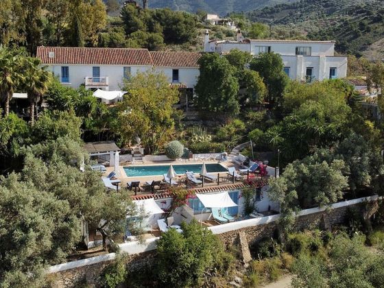 Foto 1 de Casa rural en venda a Canillas de Albaida de 16 habitacions amb terrassa i piscina