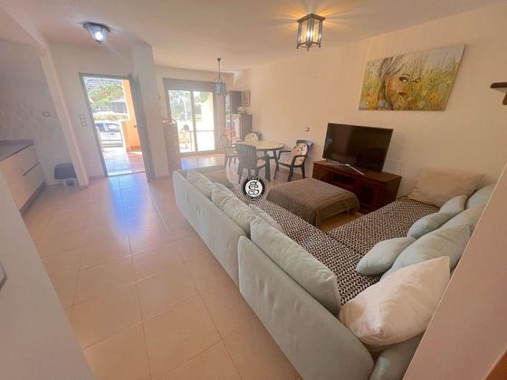 Foto 2 de Piso en venta en Perín de 2 habitaciones con terraza y aire acondicionado